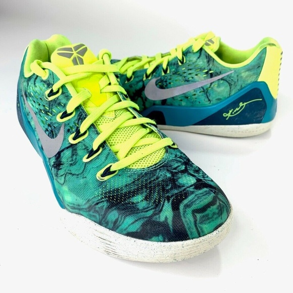 kobe 9 em easter